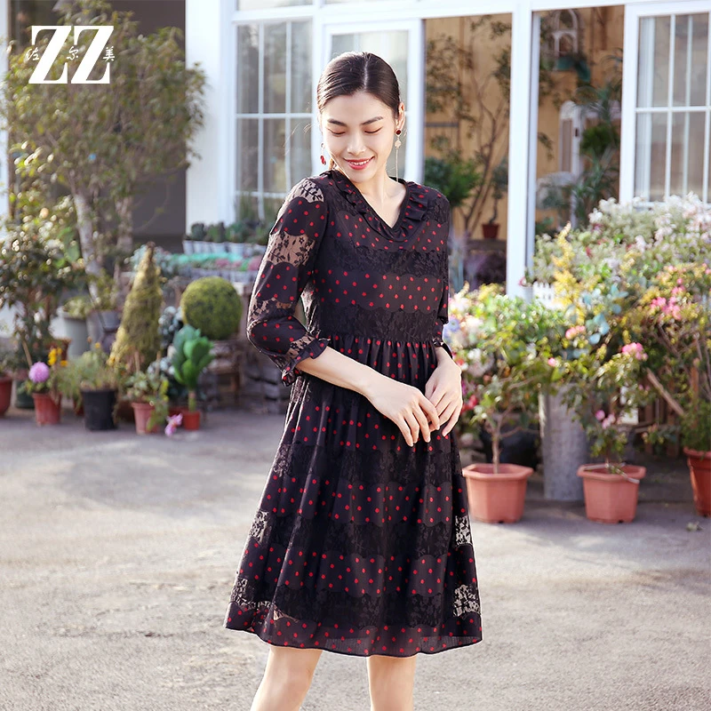 ZZ/佐尔美春季新款气质7分袖宽松蕾丝波点V领显瘦连衣裙E11LL20