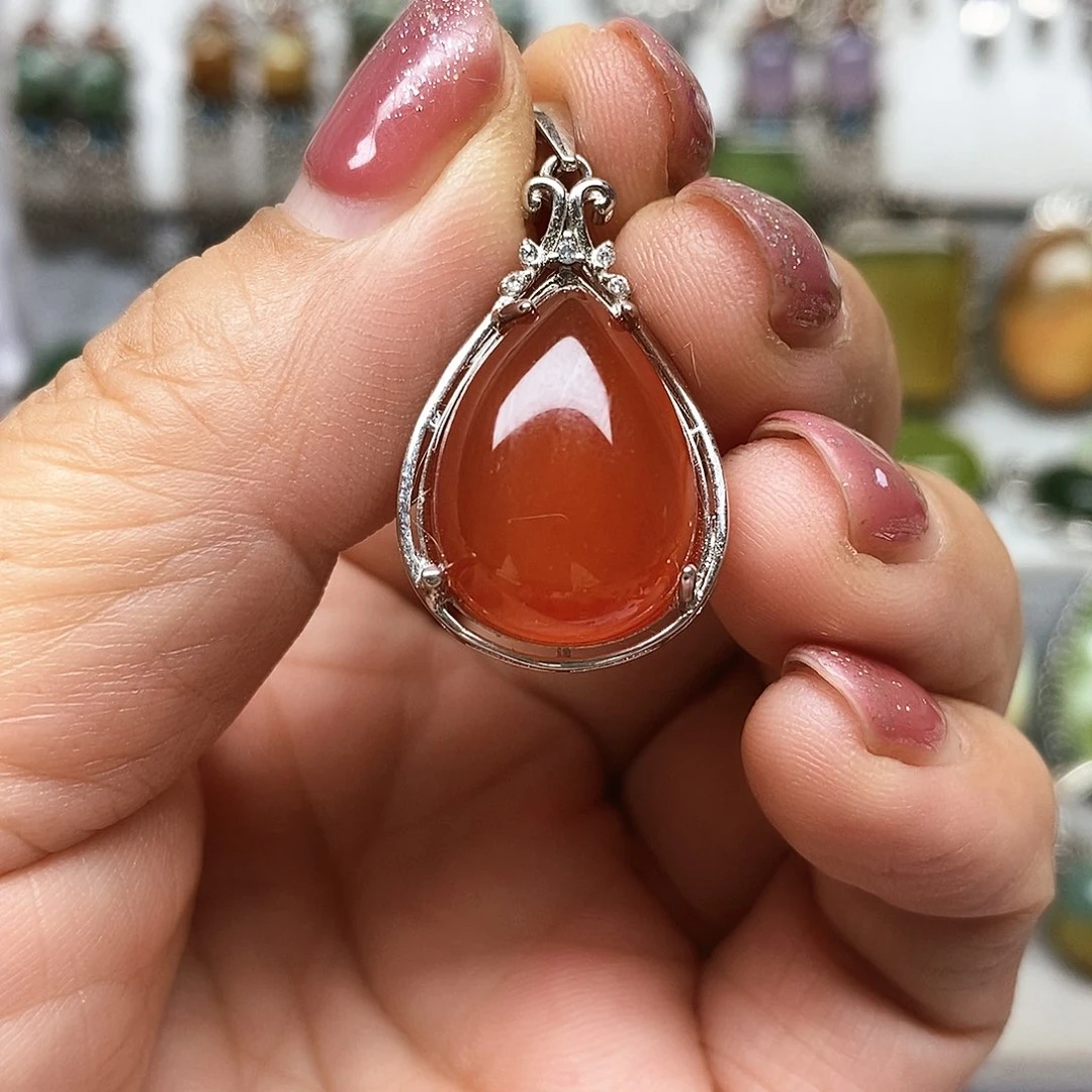 蛇纹石玉银S925镶嵌吊坠