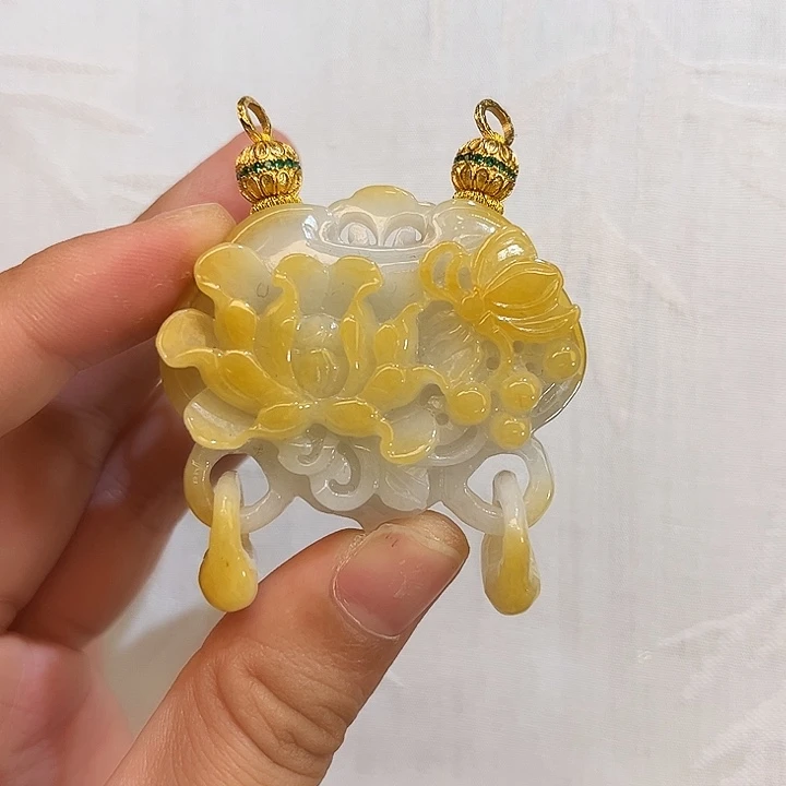 翡翠合金吊坠(赠链)