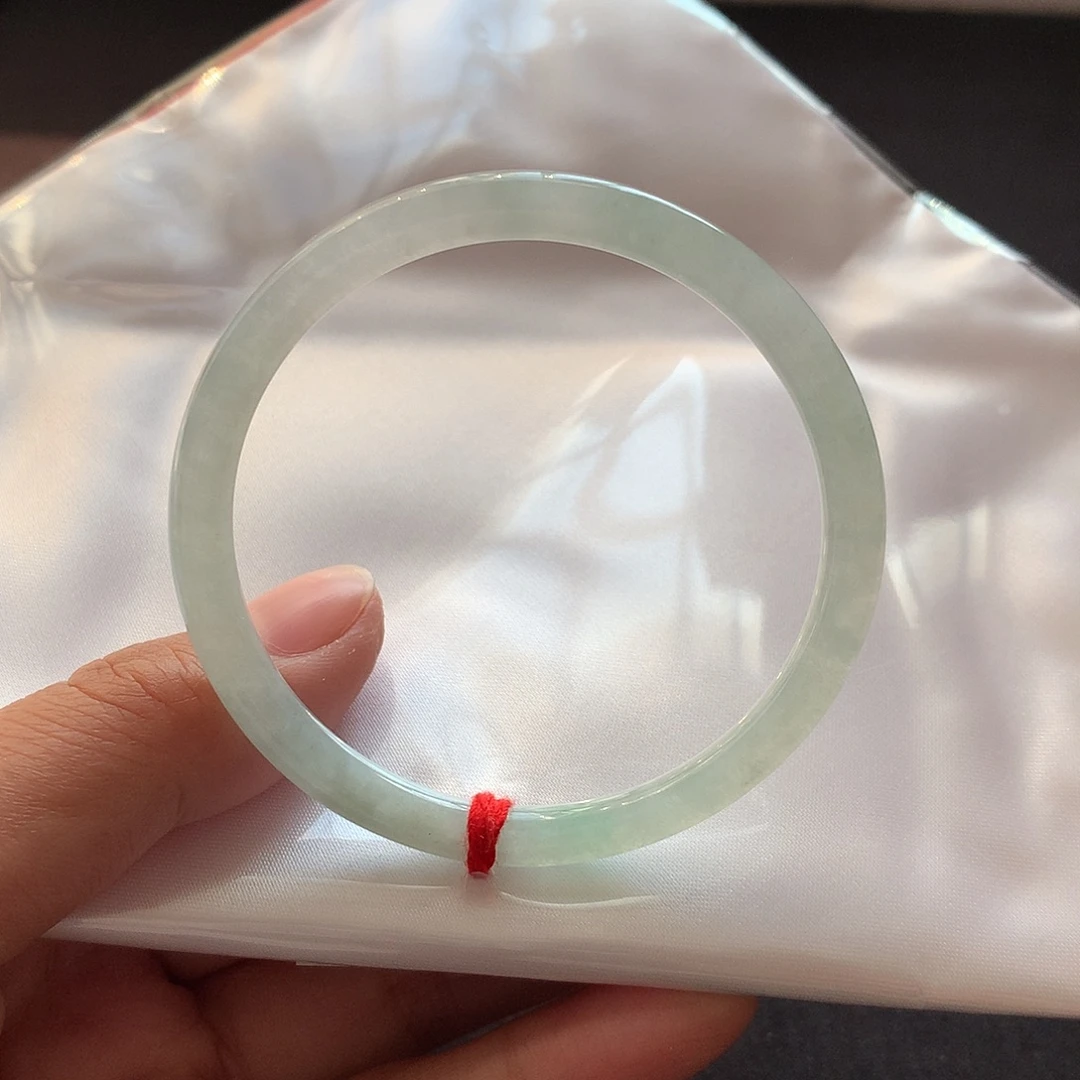 翡翠未镶嵌手镯52