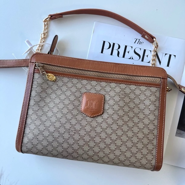 95新 Celine/思琳 XM/经典凯旋门满印老花手拿洗漱包/JJ02606433