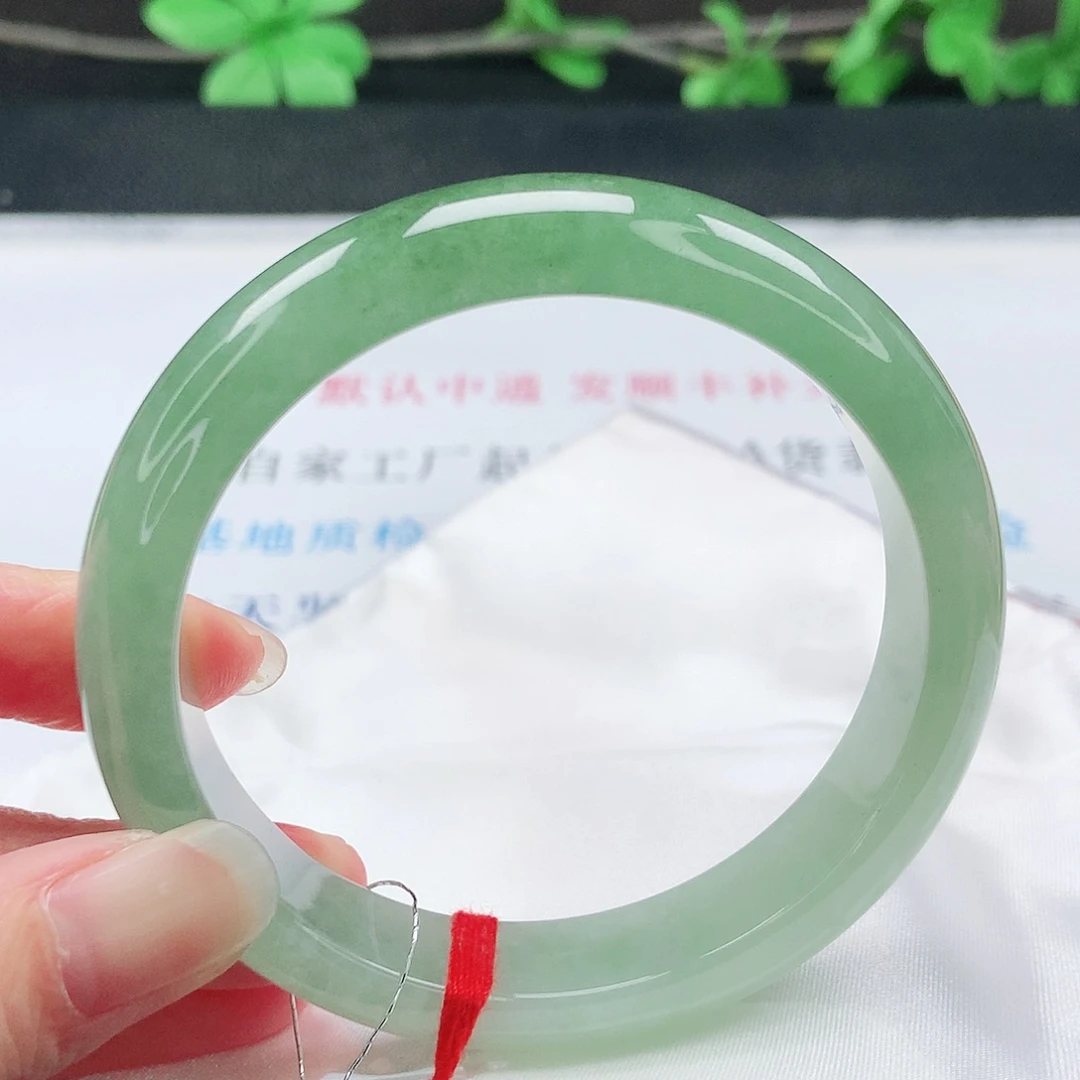 翡翠未镶嵌手镯58圈
