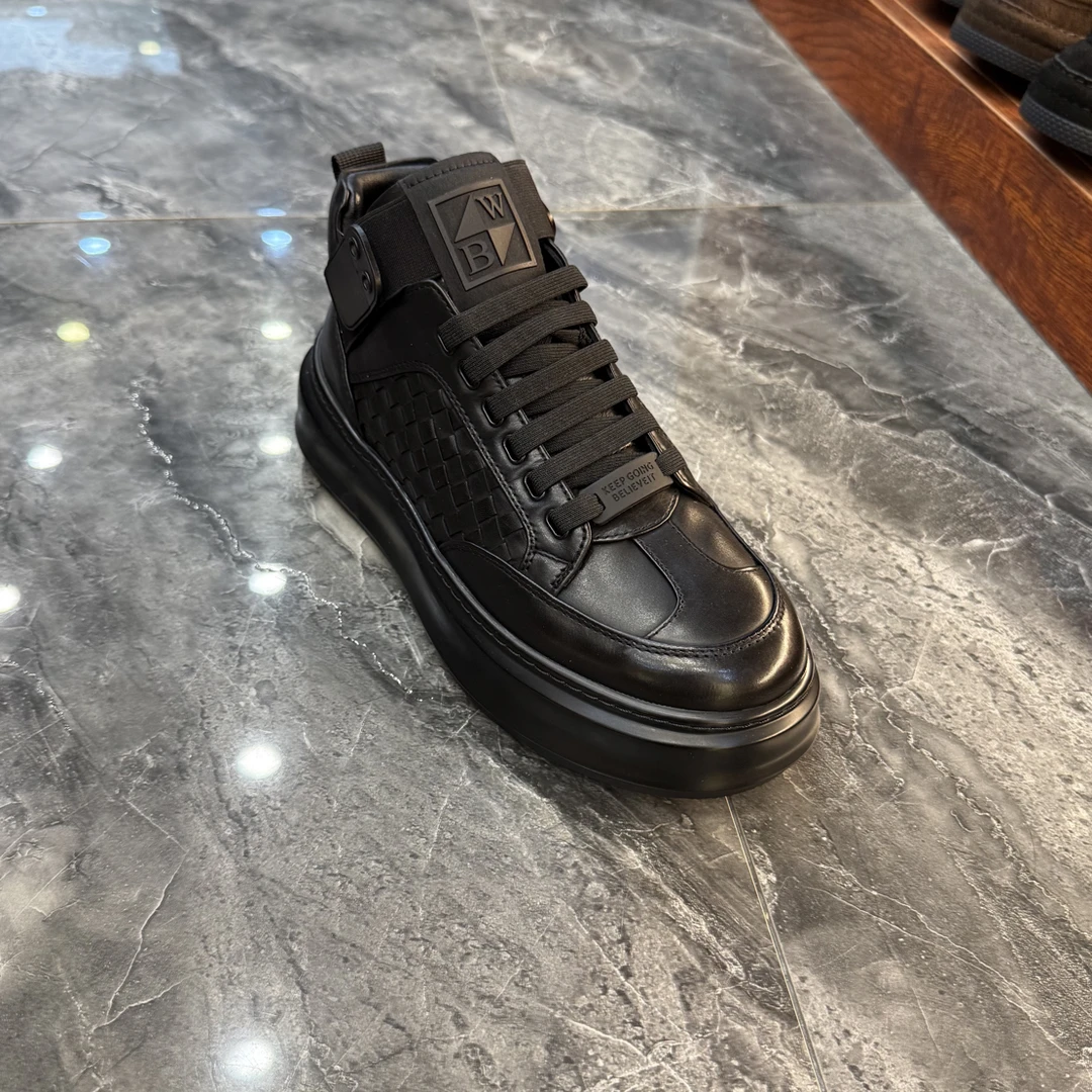 秋季新款纯皮休闲男鞋