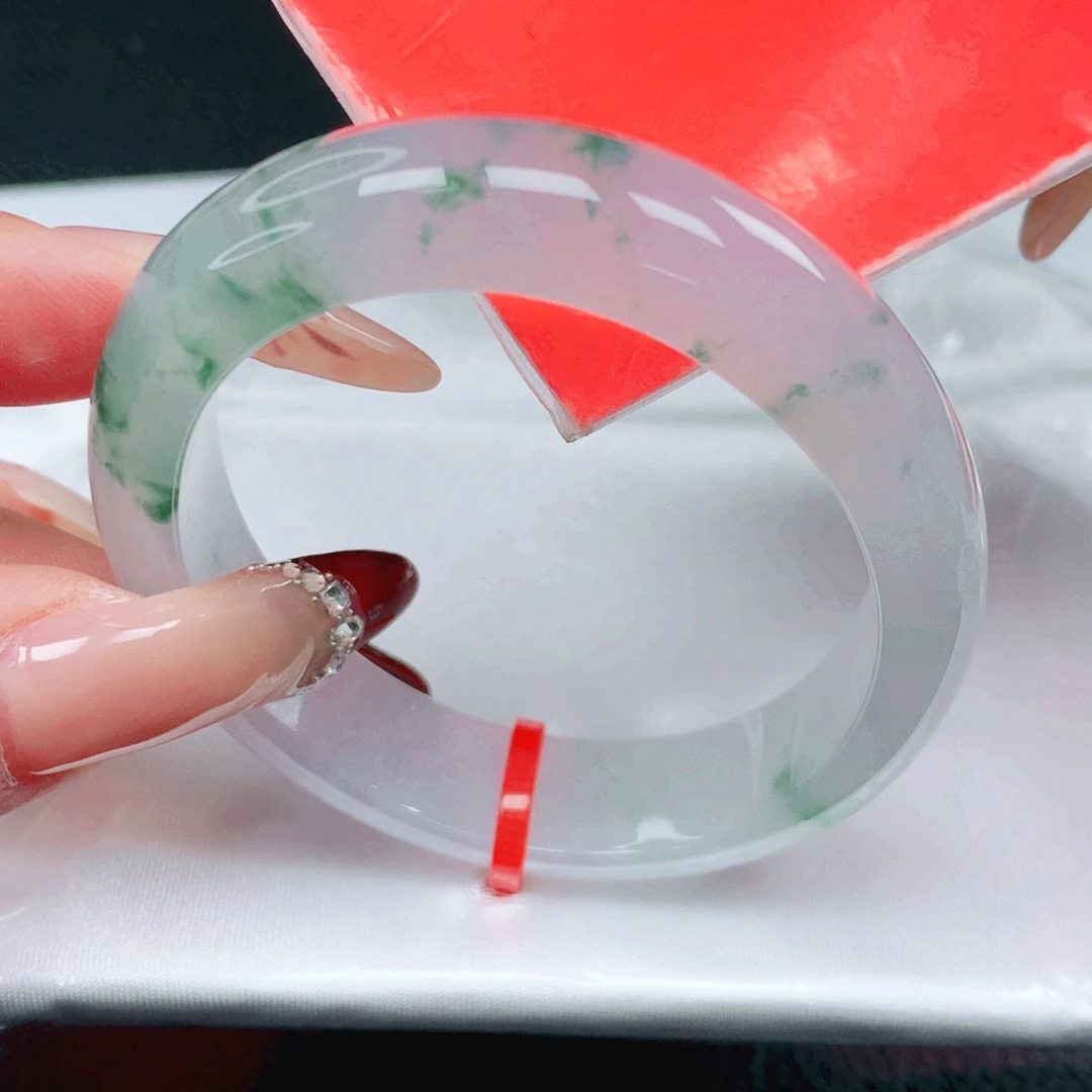 翡翠未镶嵌手镯53贵