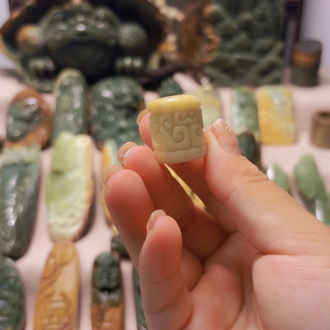 岫岩河磨玉（透闪石质玉）未镶嵌挂件