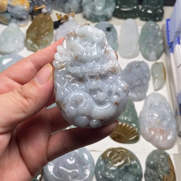 颈饰未镶嵌翡翠龙牌55