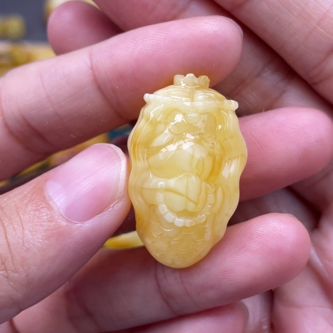 裸石琥珀未镶嵌蜜蜡