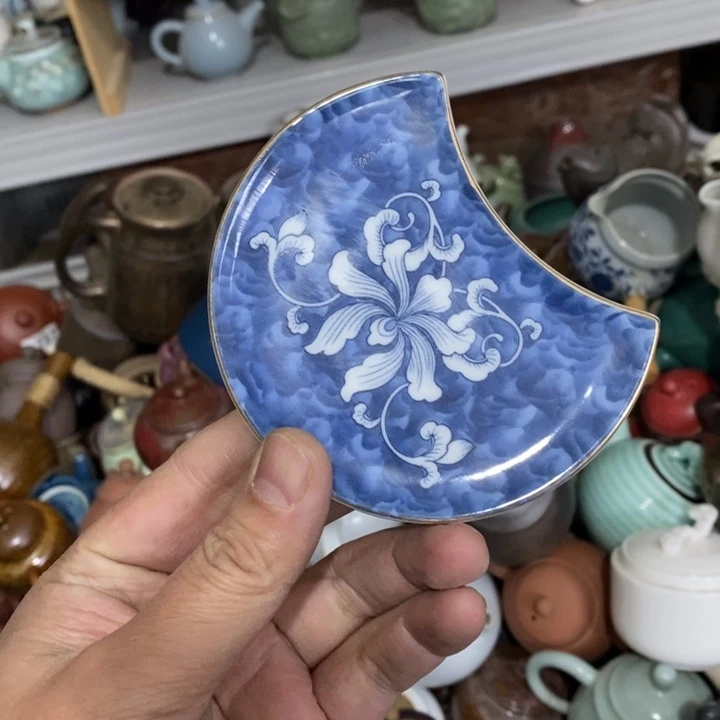 陶瓷艺术品及陶瓷壶