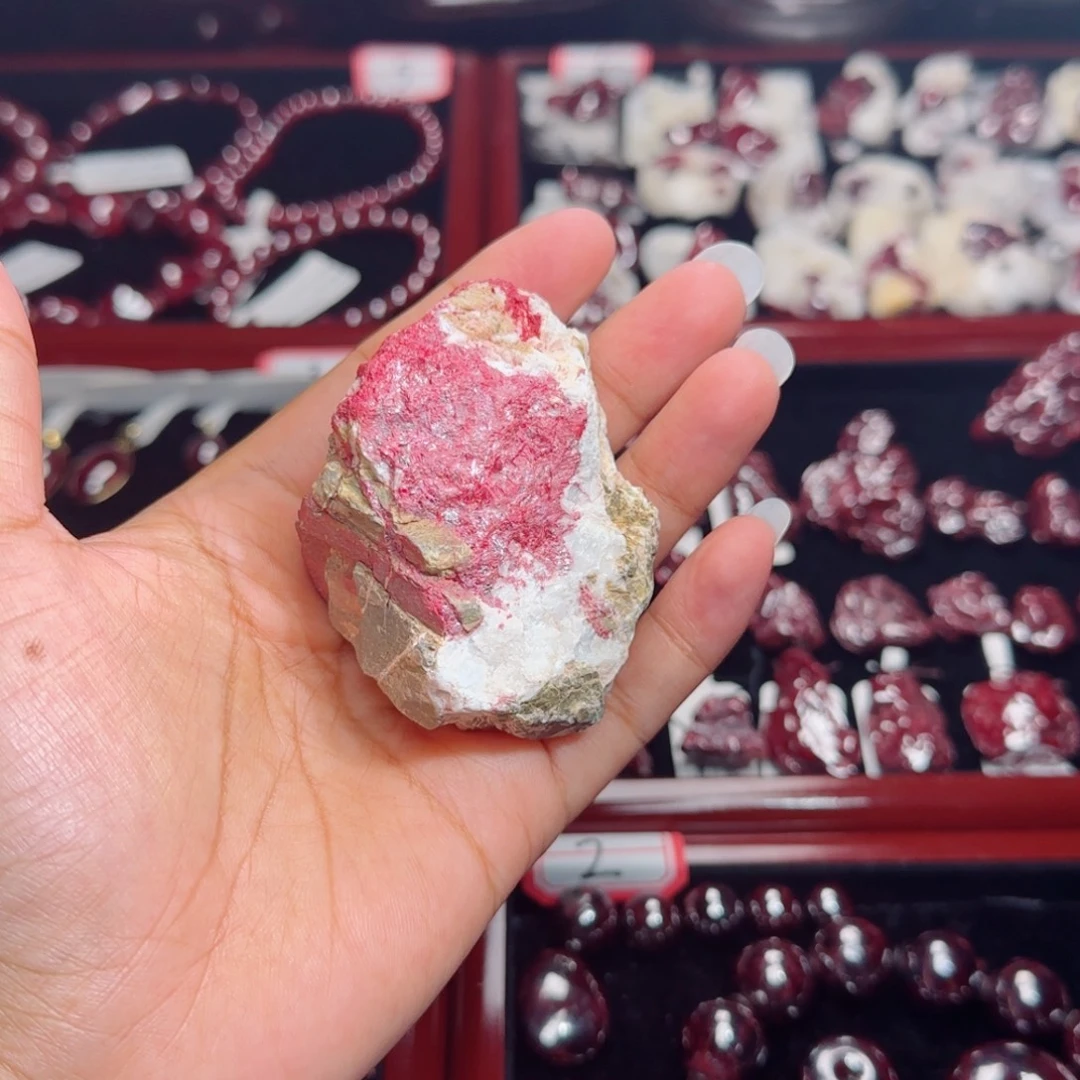未***好天然辰砂天然朱砂原石料摆件