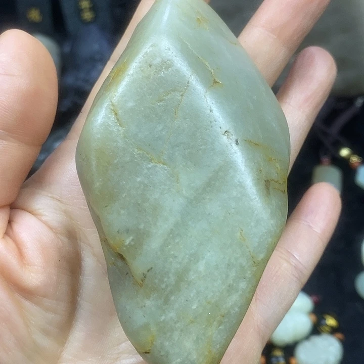 未镶嵌和田玉（糖玉）挂件