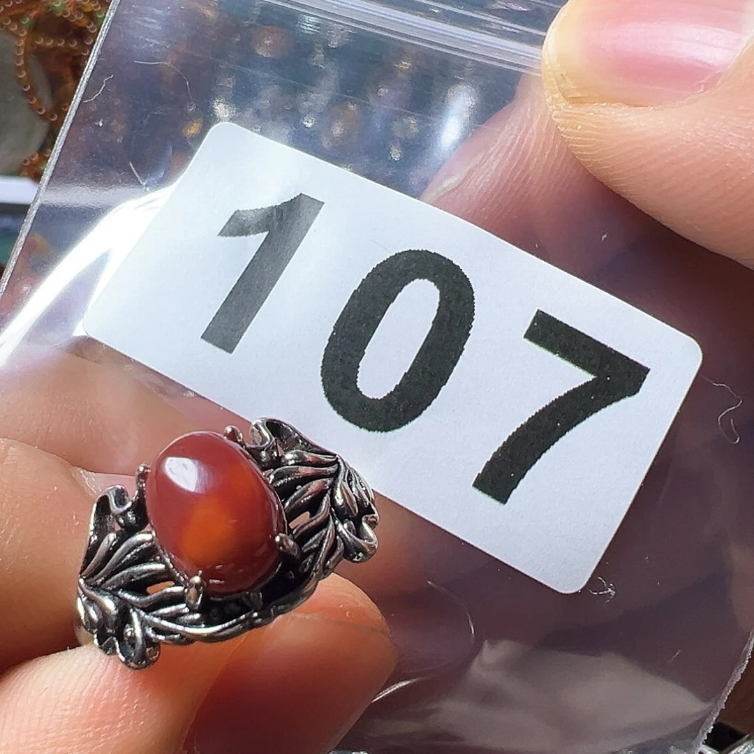 南红玛瑙戒指未镶嵌