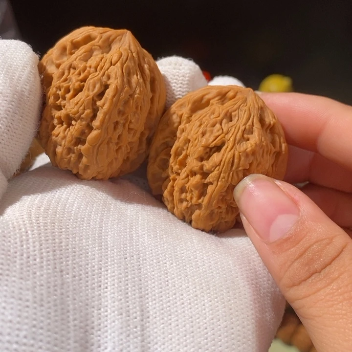 文玩核桃手串……45