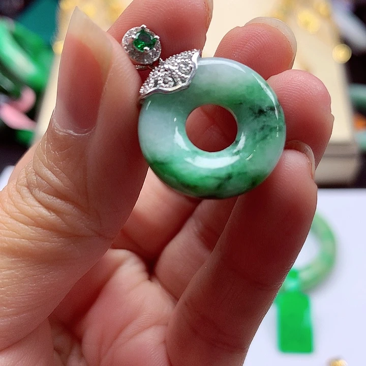 颈饰银S925镶嵌翡翠翡翠