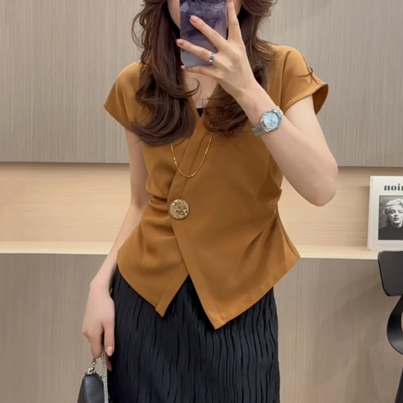 卡莲格/法式气质V领短袖t恤女夏季微胖mm减龄显瘦设计感别致上衣