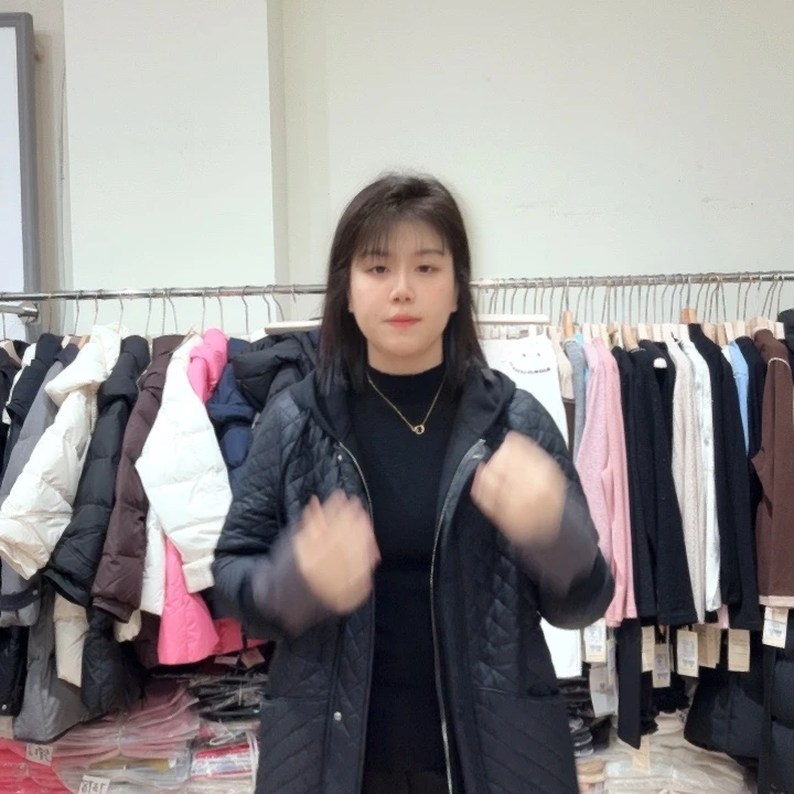 M***丁芮娜依莲！！！！！！！！！！