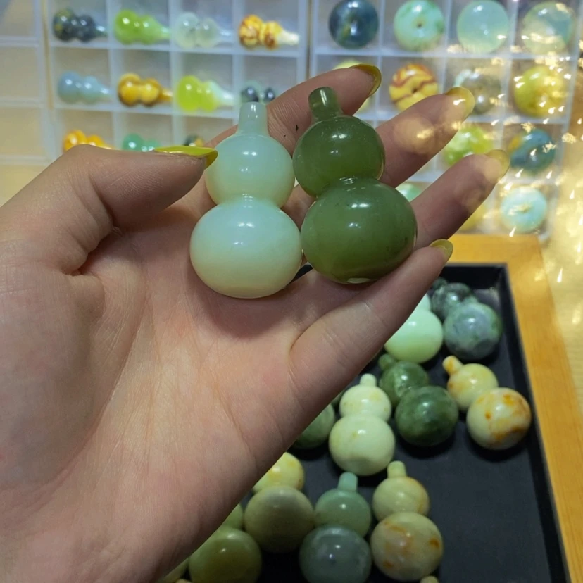 【闪购商品】蛇纹石玉未镶嵌其他911