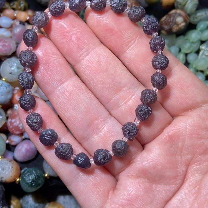 【闪购商品】玛瑙/玉髓项圈合金萌***娟