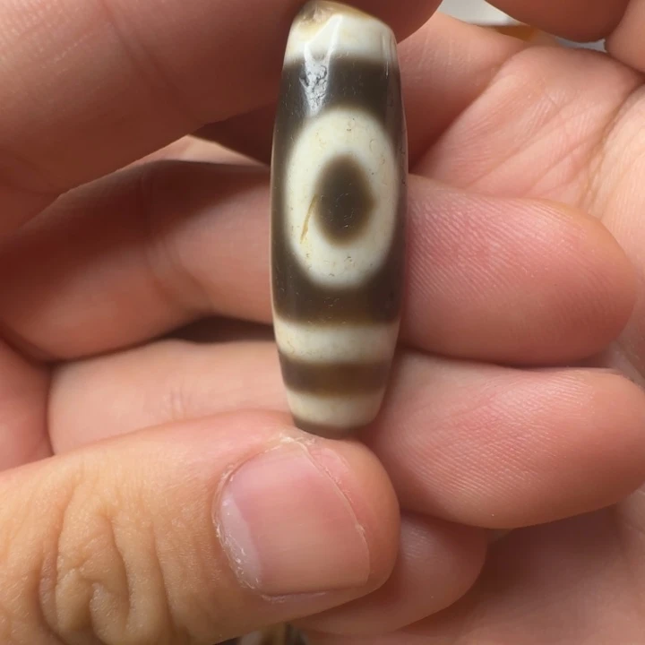 扎****未镶嵌颈饰玛瑙/玉髓