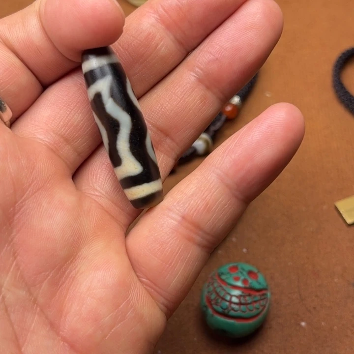 大***少手串手链项链哈哈哈哈