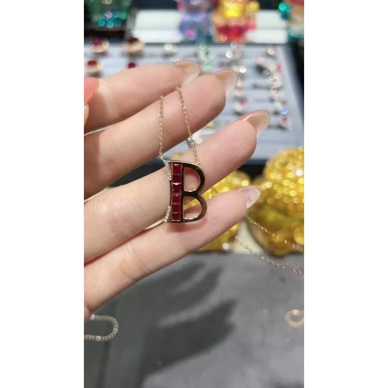 18K金镶嵌天然红宝石项链B