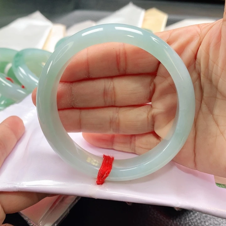 翡翠手镯未镶嵌59595958