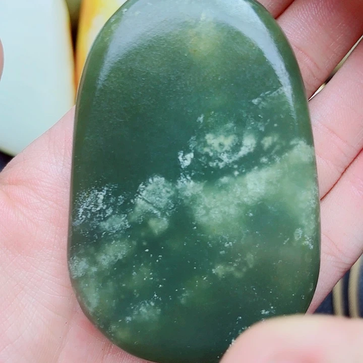 未镶嵌和田玉挂件
