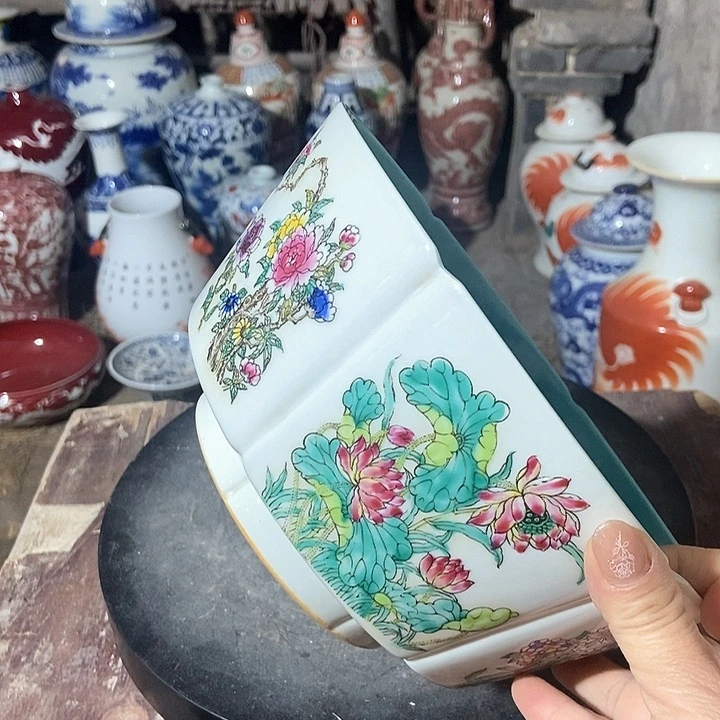 瓷瓶青花罐对瓶大