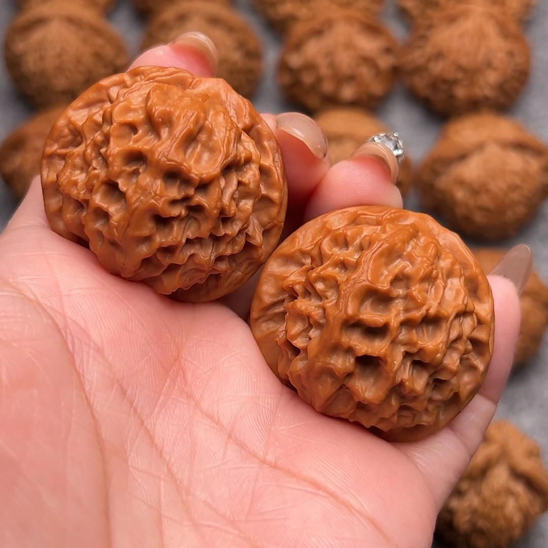 把件文玩核桃精品磨砂蜡油皮龙鳞狮子头40全品