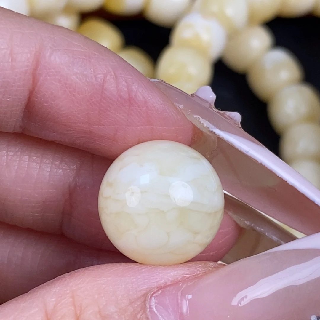 琥珀未镶嵌珠宝奇石218