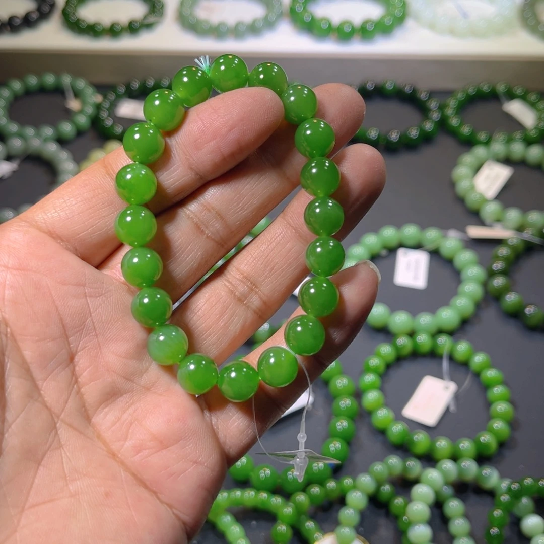 青***水和田玉未镶嵌手链