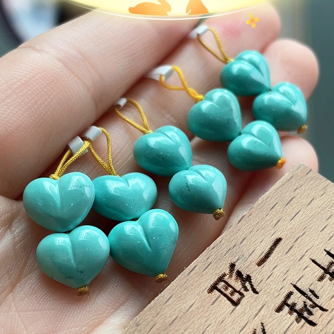 未镶嵌绿松石颈饰