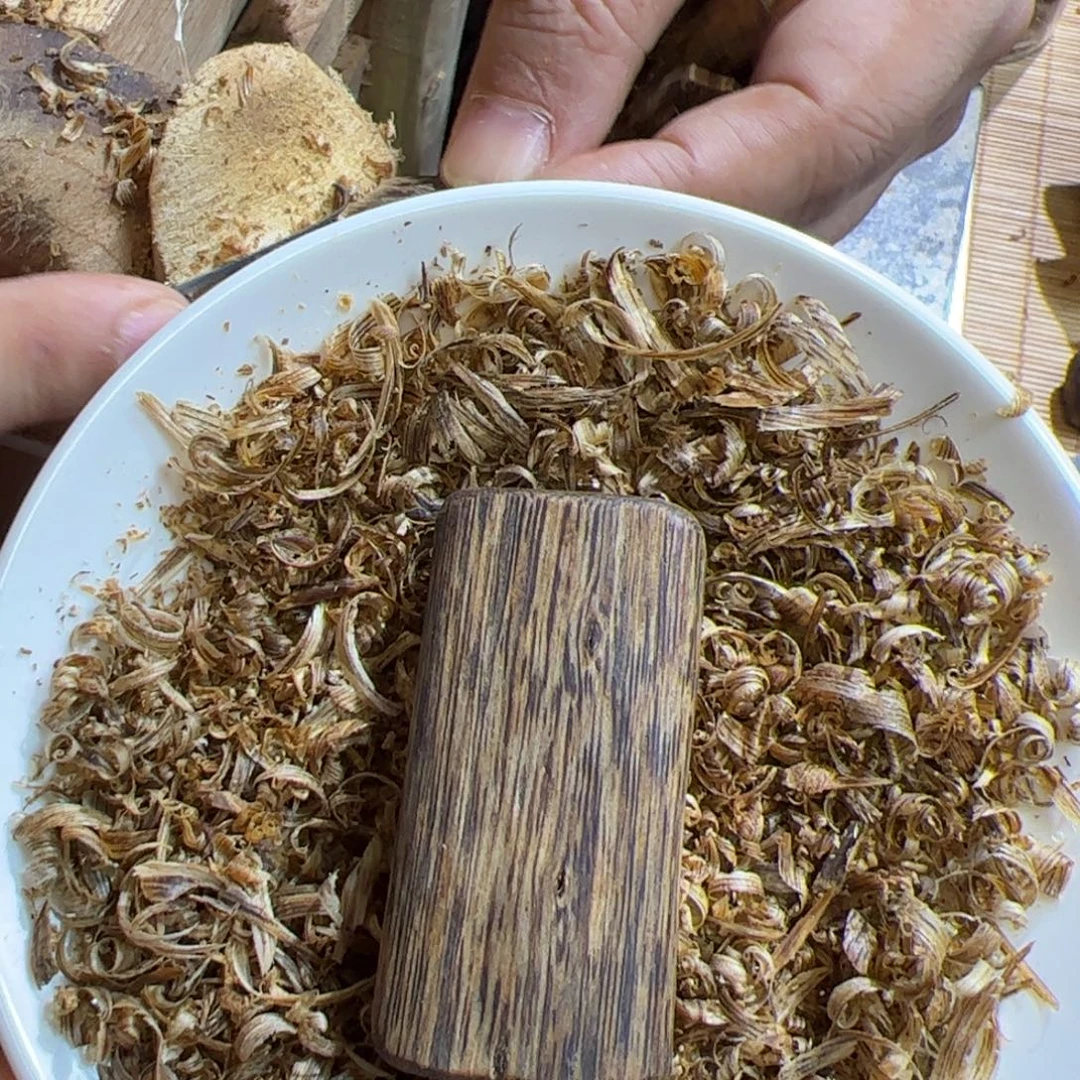 沉香沉香碎屑绿棋素牌10.4克