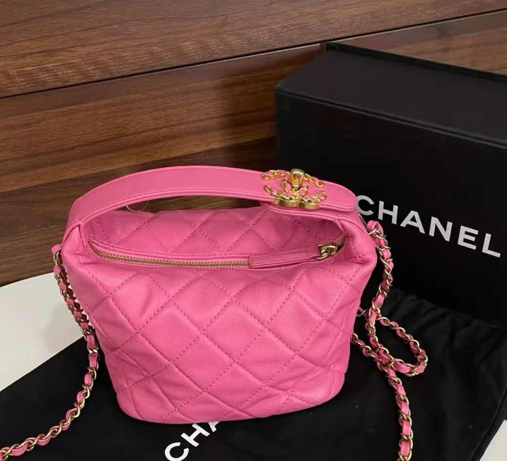 99新 Chanel/香奈儿 多多奢品/香奈儿粉色19bag饭盒包/99新