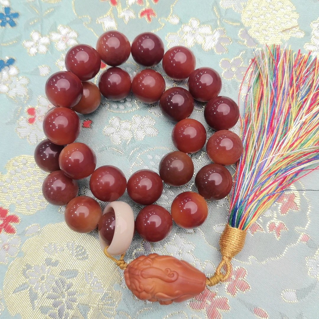 DP 1250 1.2mm车厘子色菩提+五彩流苏+貔貅吊坠（无礼盒）