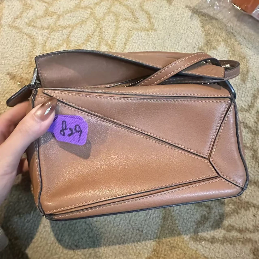 95新 LOEWE/罗意威 829  nlbw  /*二奢包包