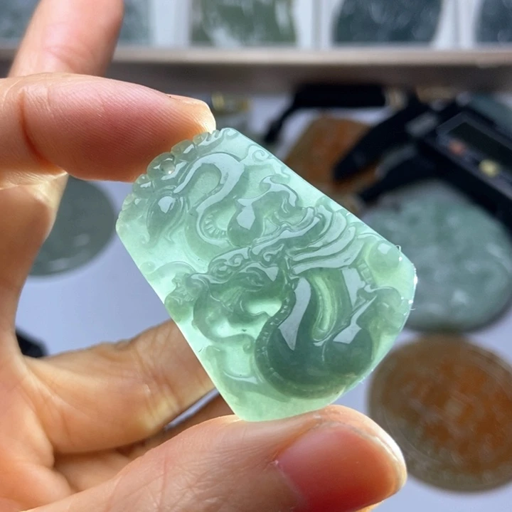 翡翠未镶嵌挂件翡翠