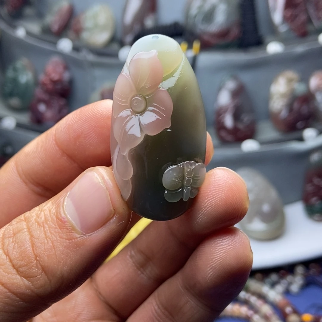 玛瑙/玉髓未镶嵌颈饰