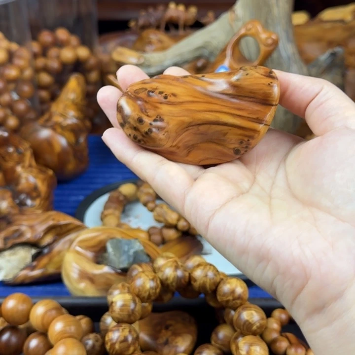 柏木（崖柏）北太行崖柏陈化骨料手把