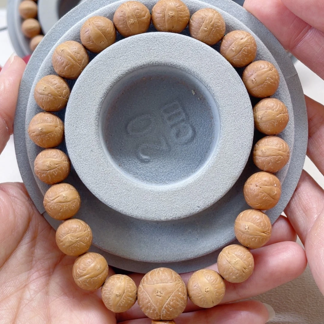 手串凤眼菩提7@8277，12.5左右开播福利