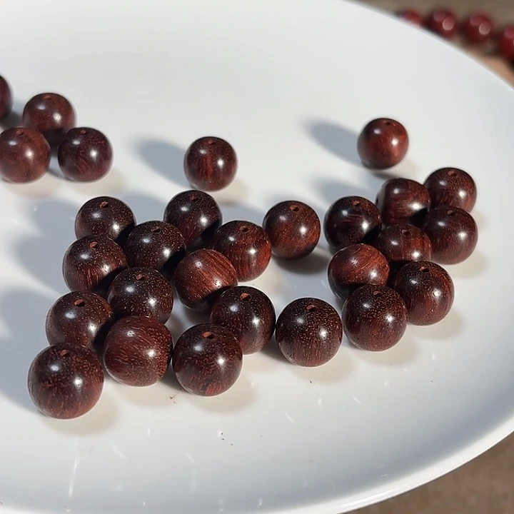 q***柒檀香紫檀（小叶紫檀）