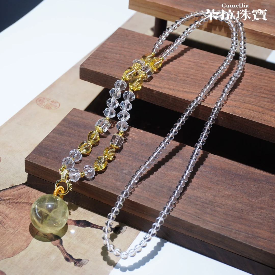 朵拉珠宝 3114  黄水晶吊坠项链  多样性发其一