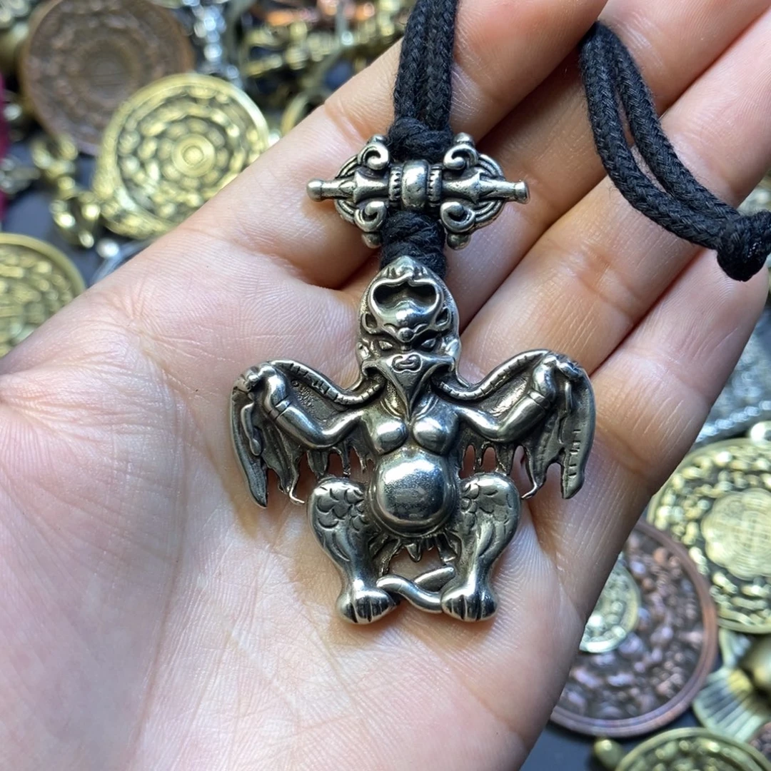 藏式大鹏鸟搭配挂件