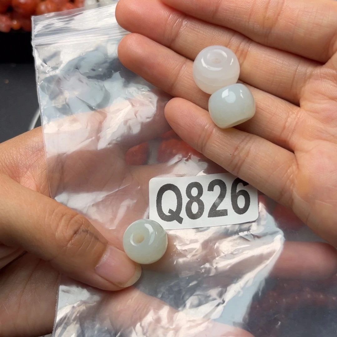 和田玉未镶嵌珠宝奇石菁*发其一