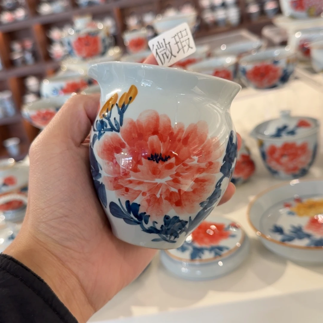 釉下手绘茶具微瑕