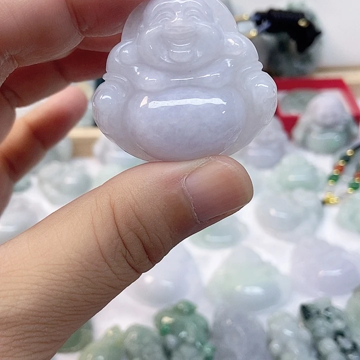 翡翠未镶嵌颈饰佛公