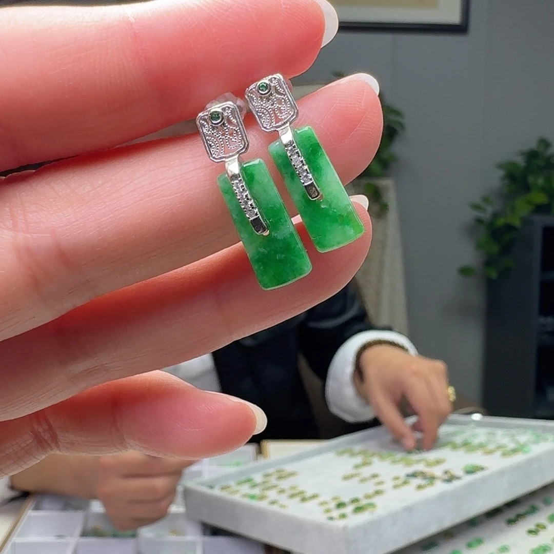 翡翠银S925镶嵌耳饰天然