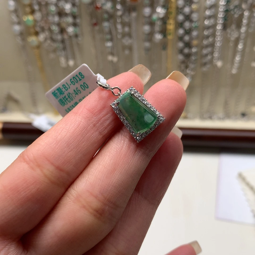 翡翠银S925镶嵌戒指吊坠