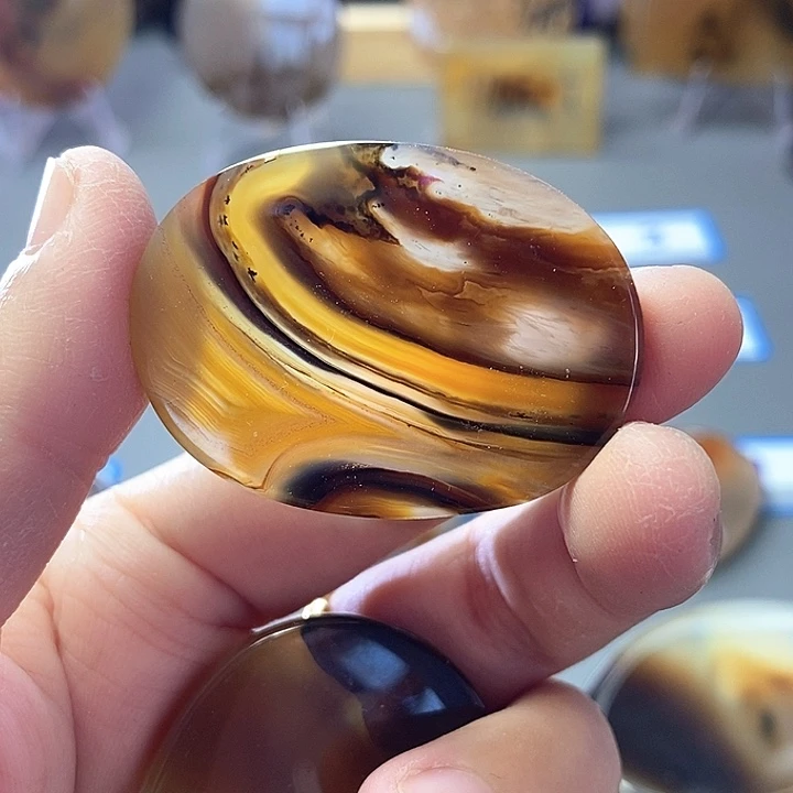 玛瑙/玉髓未镶嵌珠宝半成品