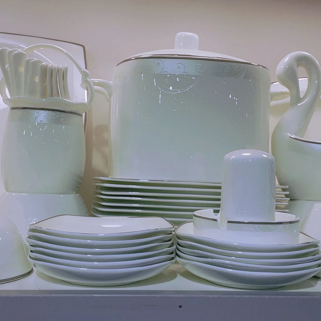 单拍骨瓷风华正茂