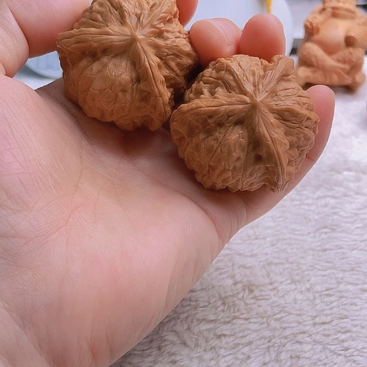 吊坠文玩核桃斯**姆三棱